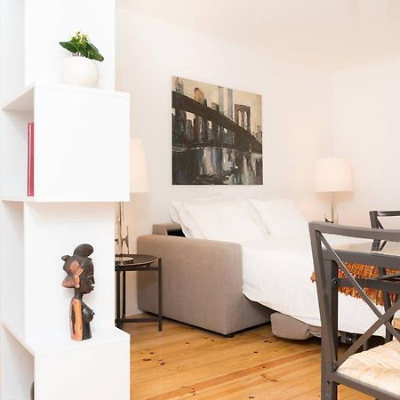 Beautiful Studio In Historic Alfama リスボン 部屋 写真