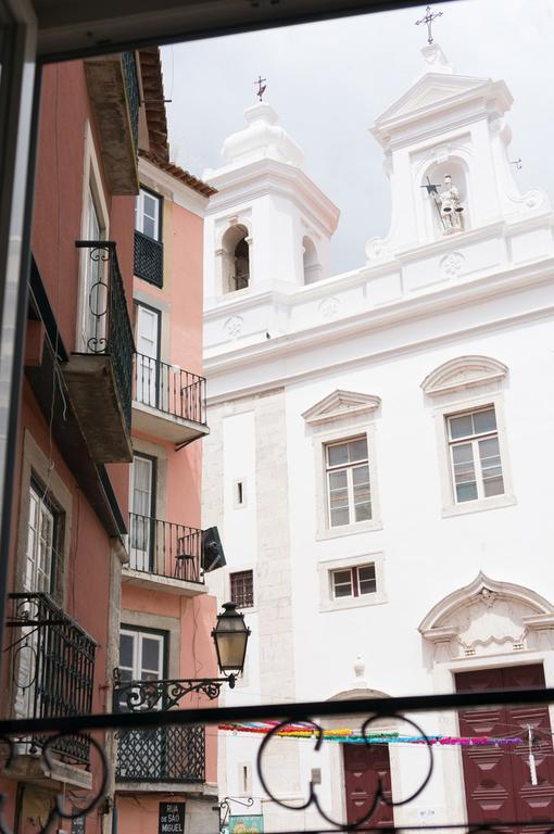 Beautiful Studio In Historic Alfama リスボン 部屋 写真